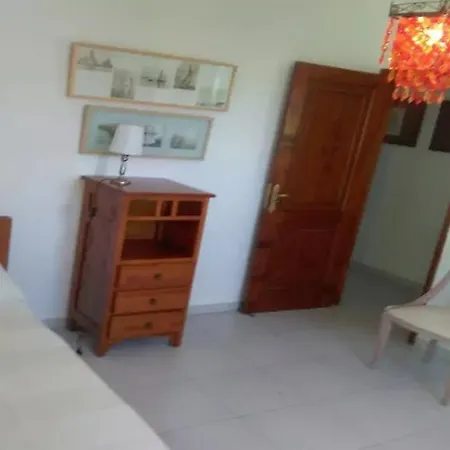 Apartament Freddy's *